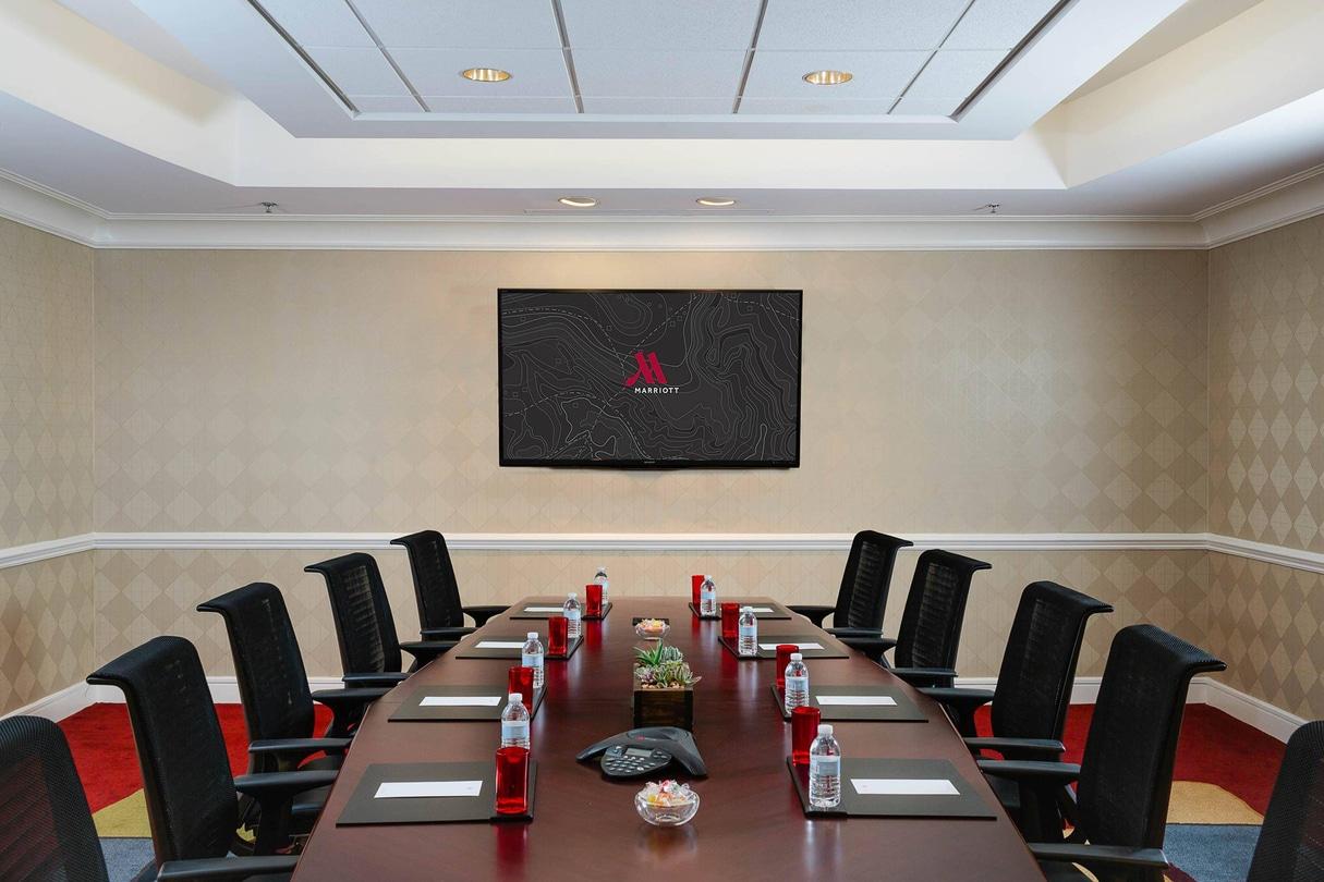 Atlanta Marriott Suites Midtown מראה חיצוני תמונה