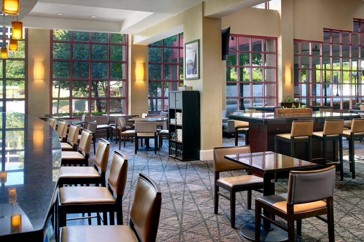 Atlanta Marriott Suites Midtown מראה חיצוני תמונה